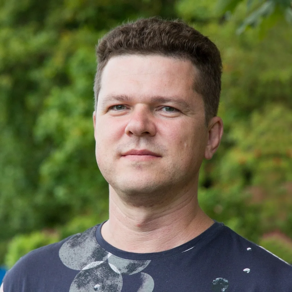 Дмитрий Логинов